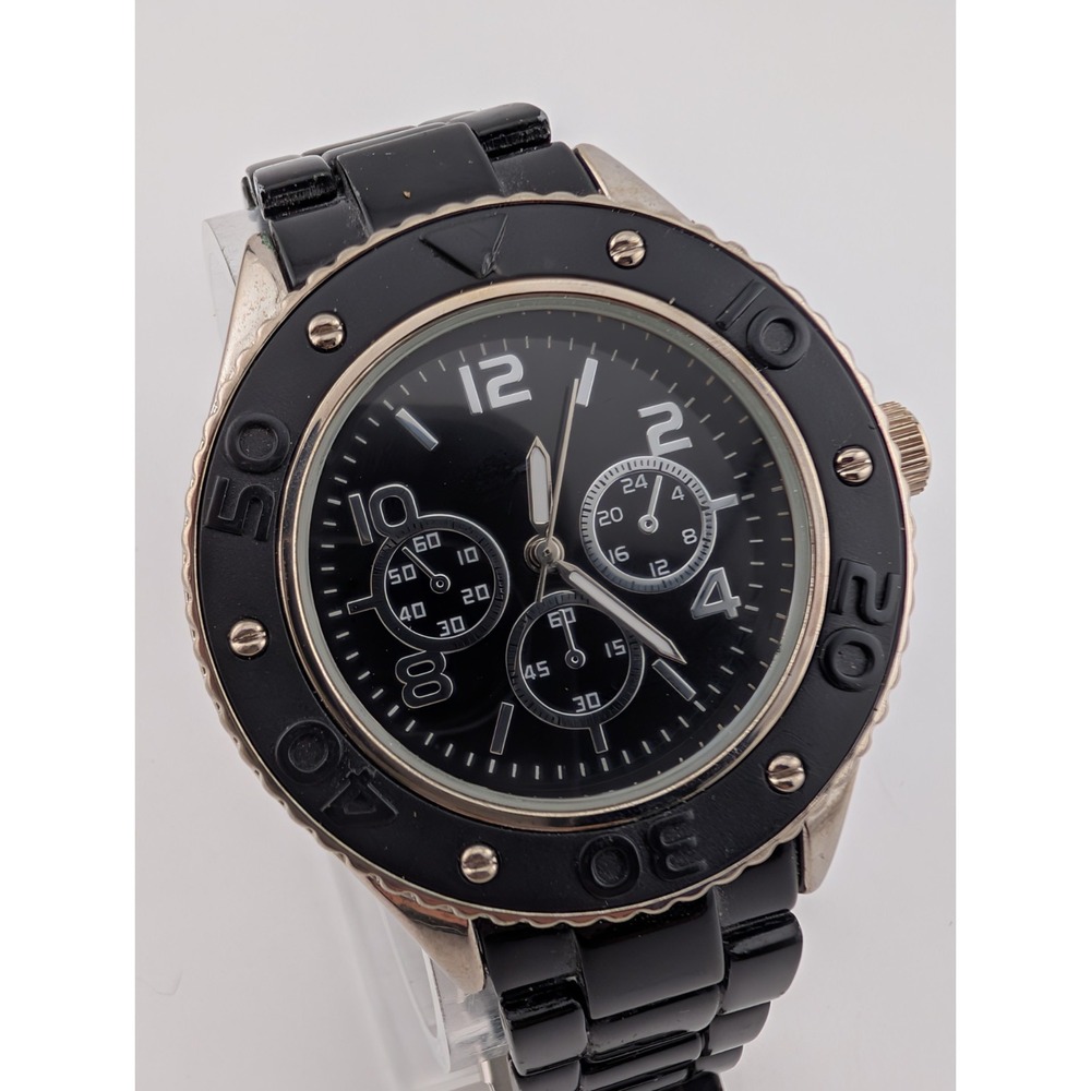 Merona Watch‎ Men 43mm Silver Case Black 7" Band- New Battery